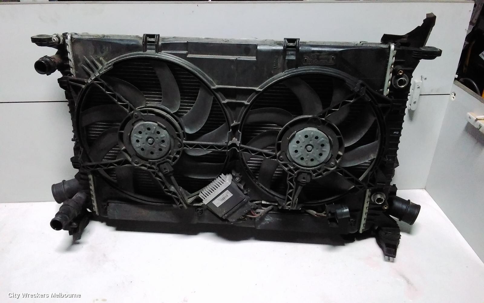 AUDI Q5 RADIATOR, AUTO, 2.0, DIESEL, 8R, CAHA/CGLB CODE, 03/2009 - 10/2012 - Image 1