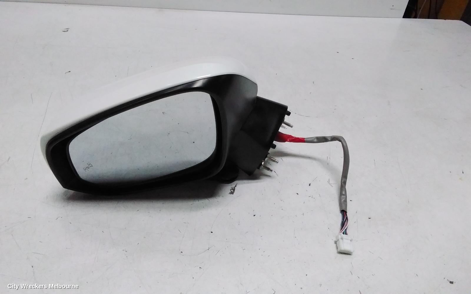 TOYOTA RAV4 LEFT DOOR MIRROR, ELECT ADJ, NON CAMERA TYPE, COLOUR CODED, XA50, 11/2018 ONWARDS - Image 1