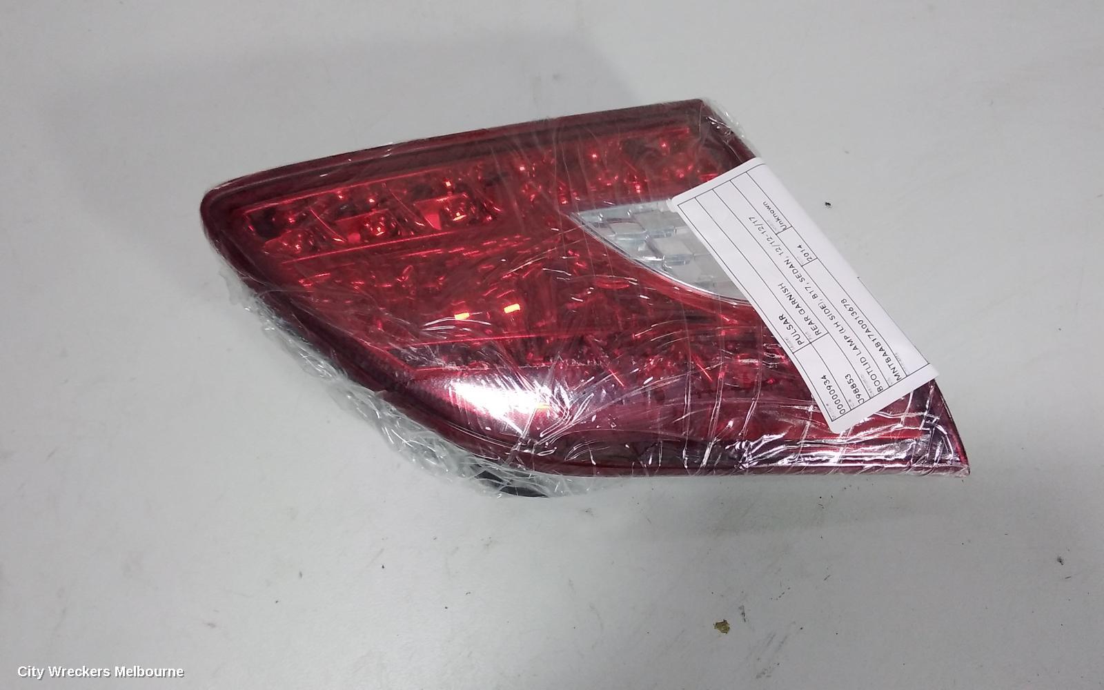 NISSAN PULSAR REAR GARNISH, BOOTLID LAMP (LH SIDE), B17, SEDAN, 12/2012 - 12/2017 - Image 3