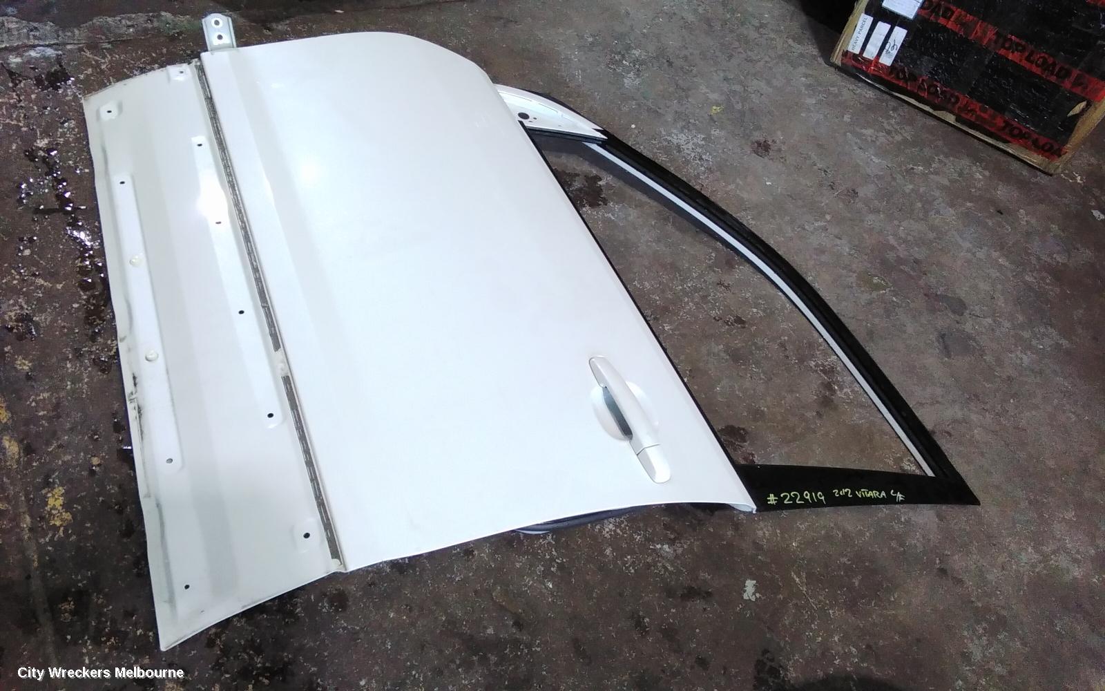 SUZUKI VITARA LEFT FRONT DOOR, GRAND VITARA, JB-JT, 5DR WAGON, 04/2005 - 12/2018 - Image 3