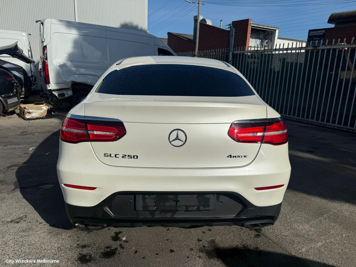 MERCEDES GLC CLASS LEFT DRIVESHAFT, FRONT, 2.0, PETROL, TURBO, X253/C253, GLC250, 274.920 CODE, 09/2015 - 07/2019 - Image 2
