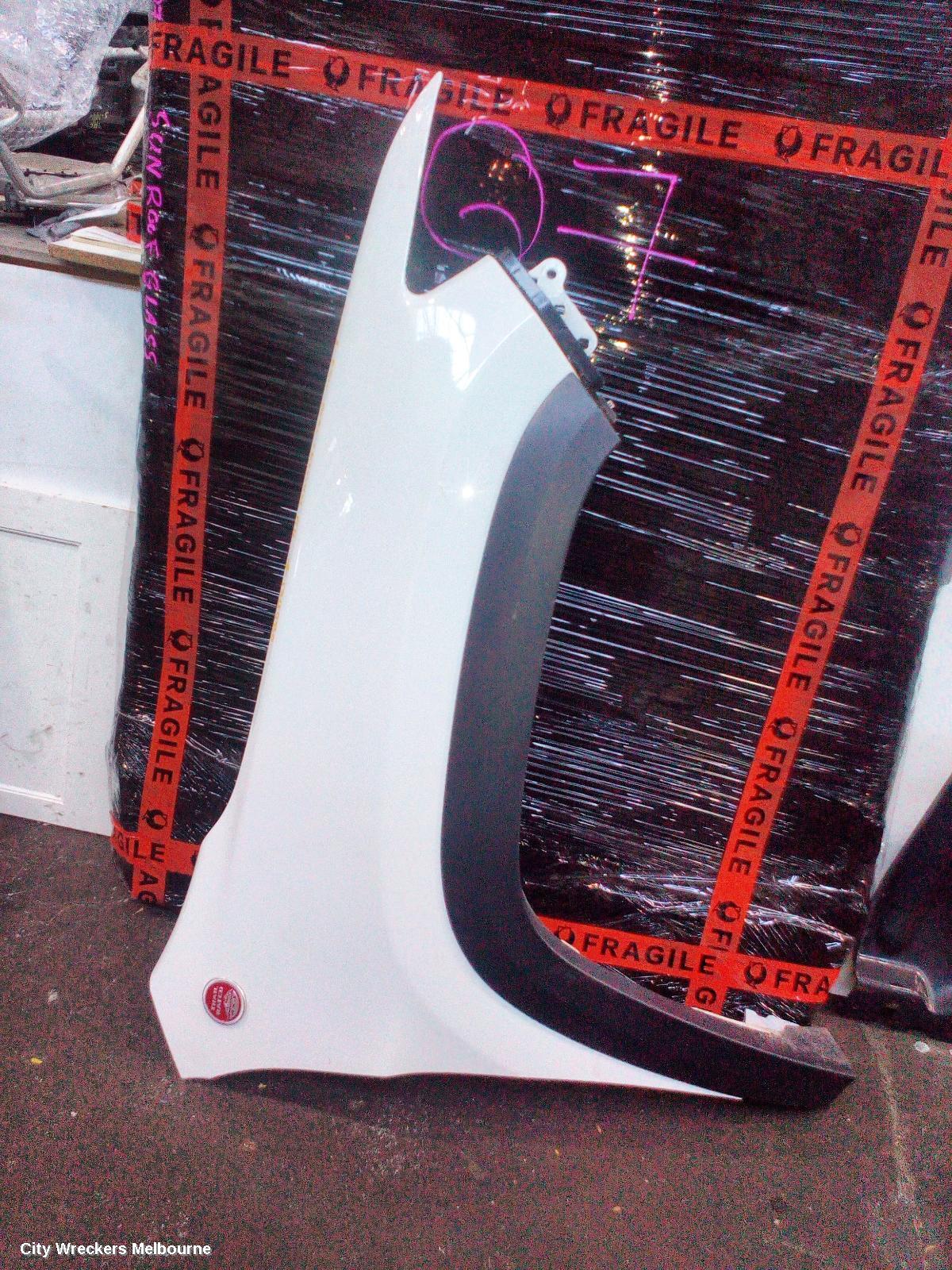 JEEP CHEROKEE RIGHT GUARD, KL, 04/2018 - 11/2022 - Image 1