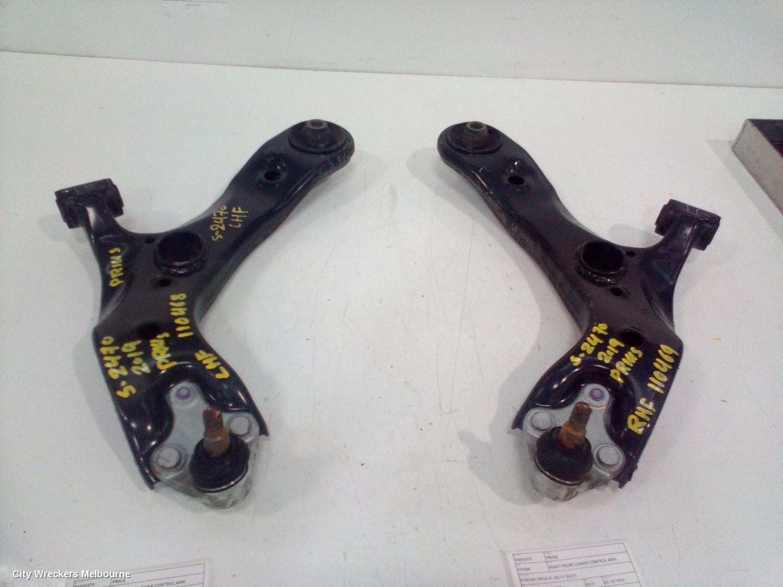 TOYOTA PRIUS RIGHT FRONT LOWER CONTROL ARM, ZVW40R, PRIUS V, 05/2012 - 03/2021 - Image 3