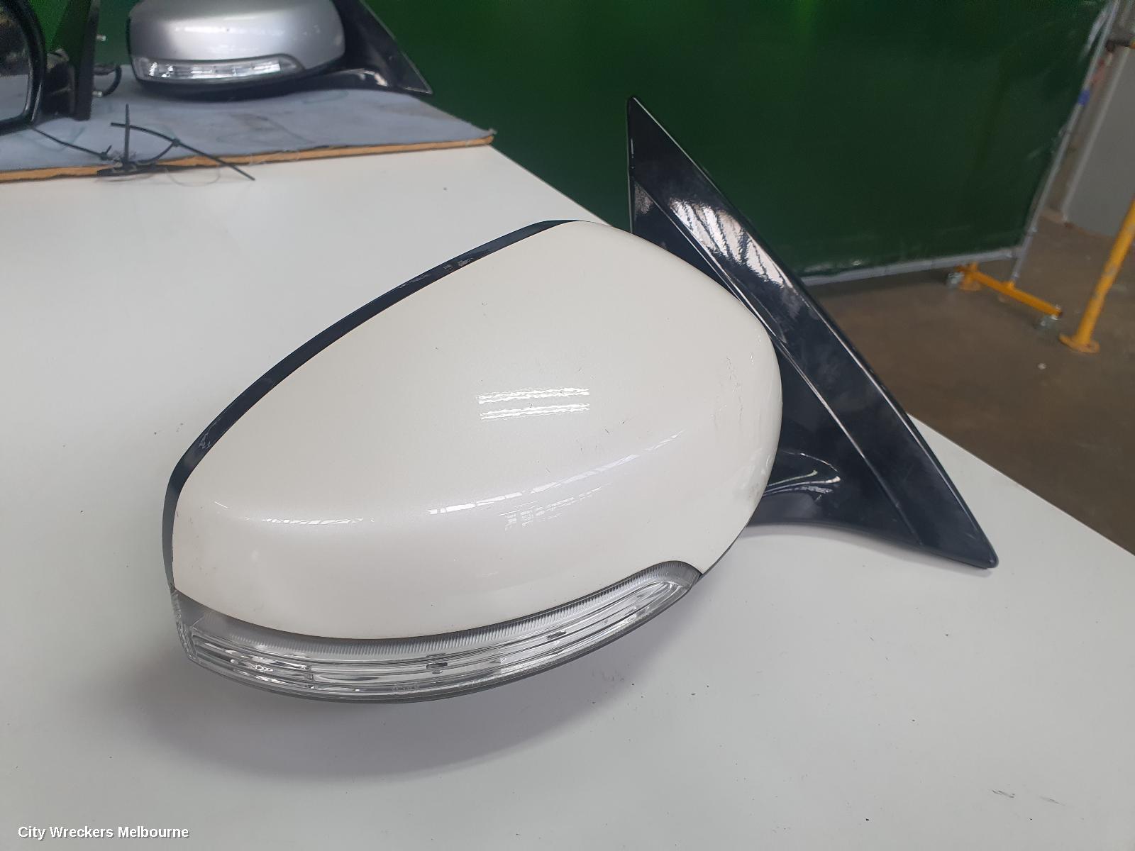 NISSAN MAXIMA LEFT DOOR MIRROR, J32, NON CAMERA TYPE, 06/2009 - 09/2014 - Image 1