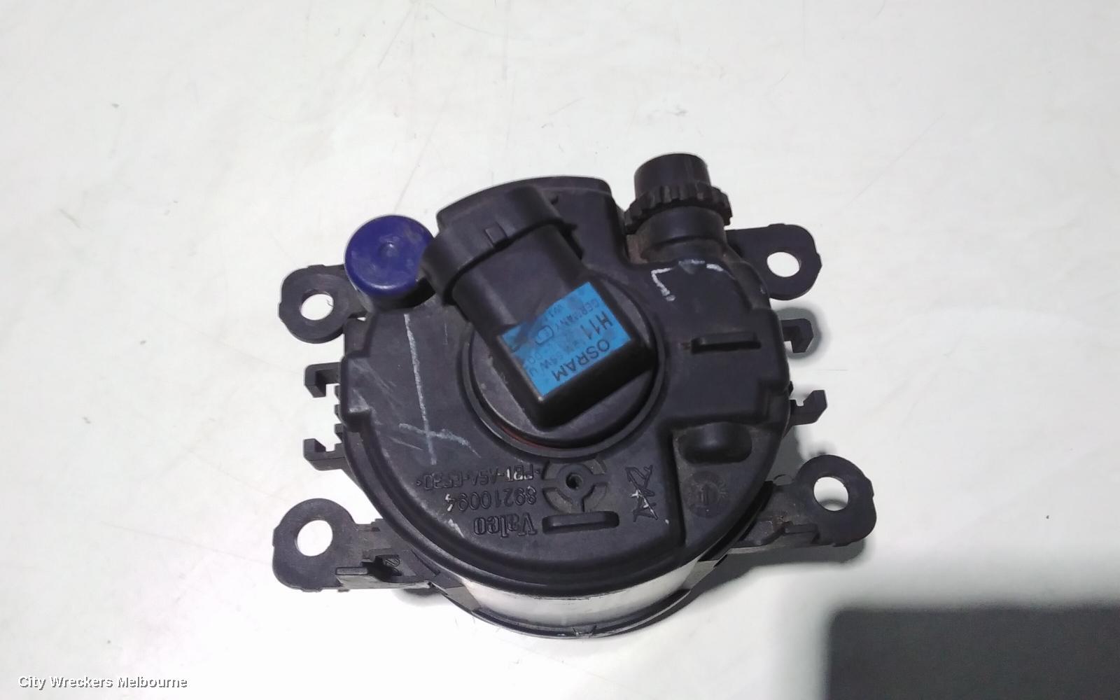 RENAULT MEGANE RIGHT INDICATOR/FOG/SIDE, BUMPER FOGLAMP, X32/B95/K95, 5DR HATCH/WAGON, 09/2010 - 06/2013 - Image 2