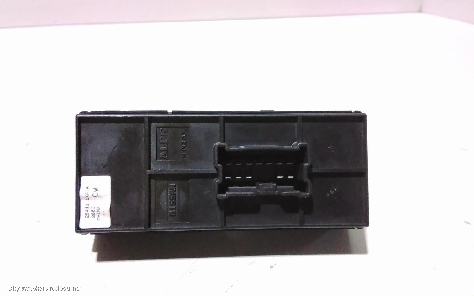 NISSAN JUKE PWR DR WIND SWITCH, RH FRONT (MASTER SWITCH), F15, 06/2010 - 12/2019 - Image 3