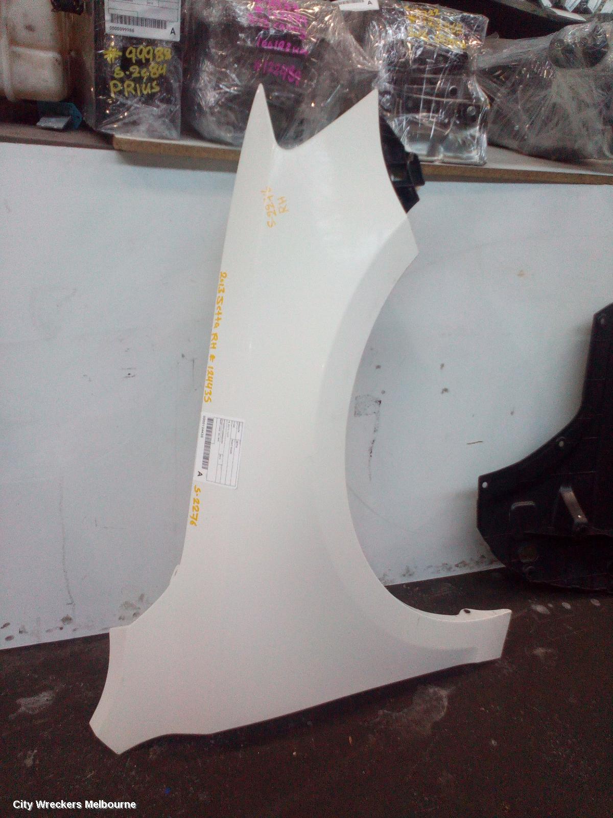 VOLKSWAGEN JETTA RIGHT GUARD, 1B, 02/2011 - 12/2017 - Image 1