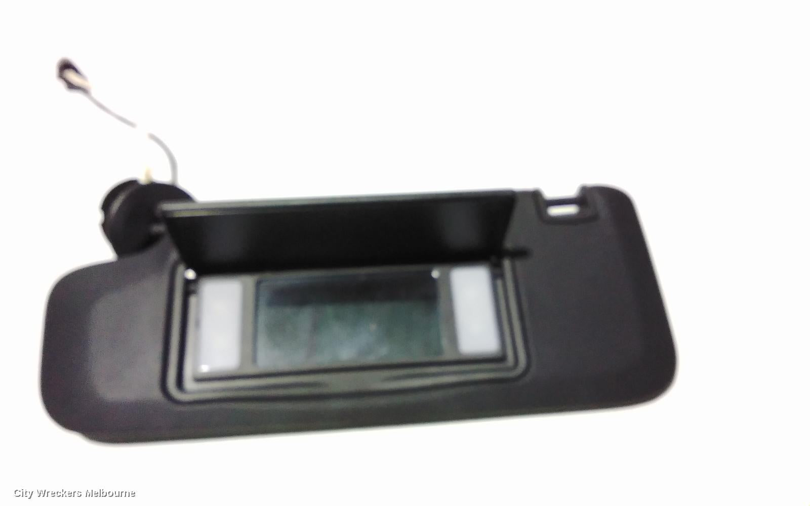 HOLDEN INSIGNIA SUNVISOR, GA, 02/2015 - 01/2017 - Image 2