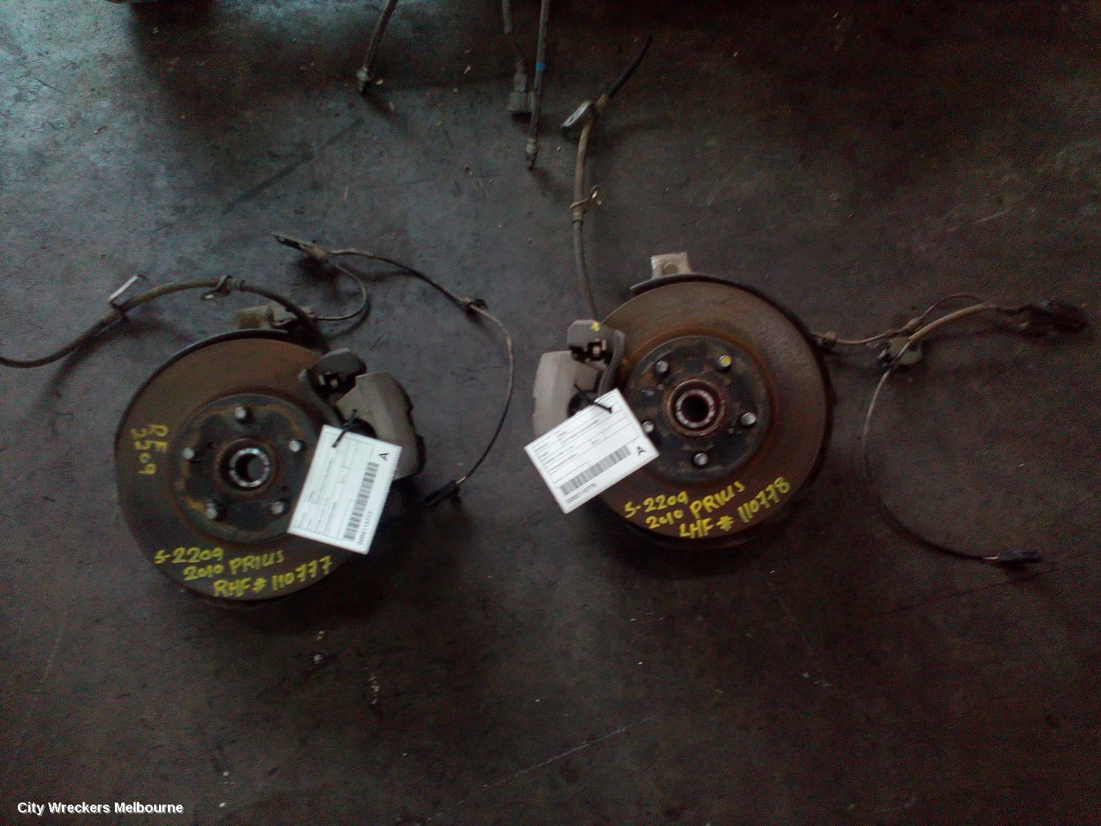 TOYOTA PRIUS RIGHT FRONT HUB ASSEMBLY, ZVW30R, 07/2009 - 12/2015 - Image 3