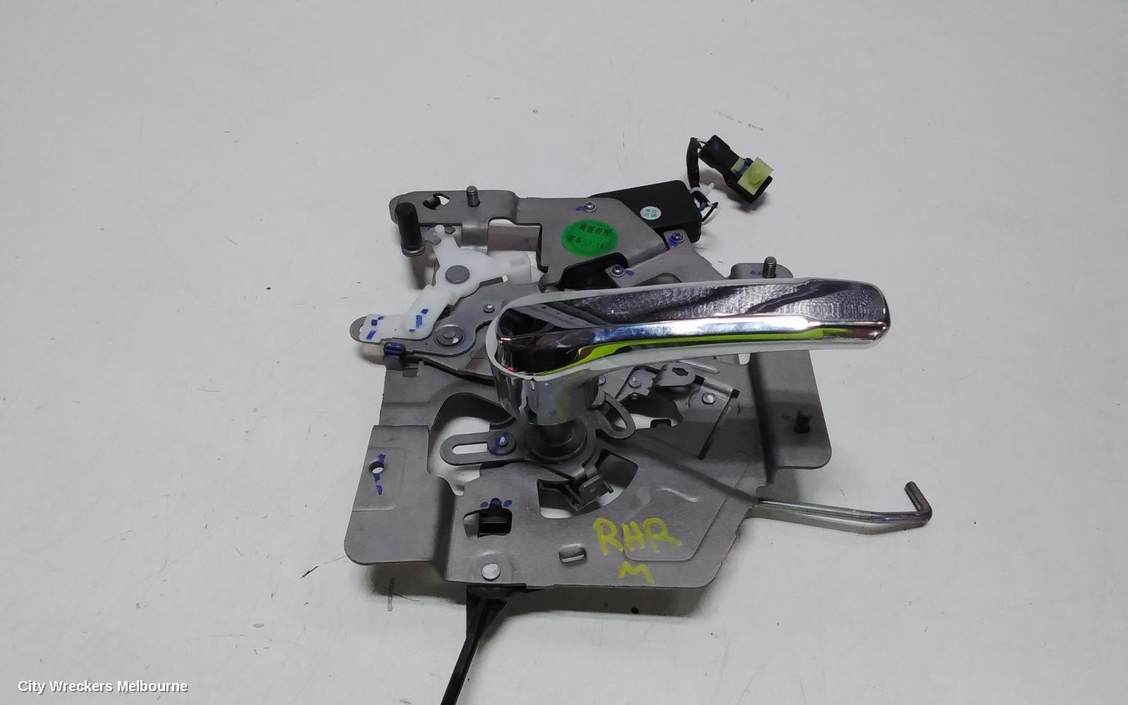 LDV G10 DOOR HANDLE, INNER, RH REAR, CHROME, SV7A, WAGON, 04/2015 - 08/2022 - Image 2