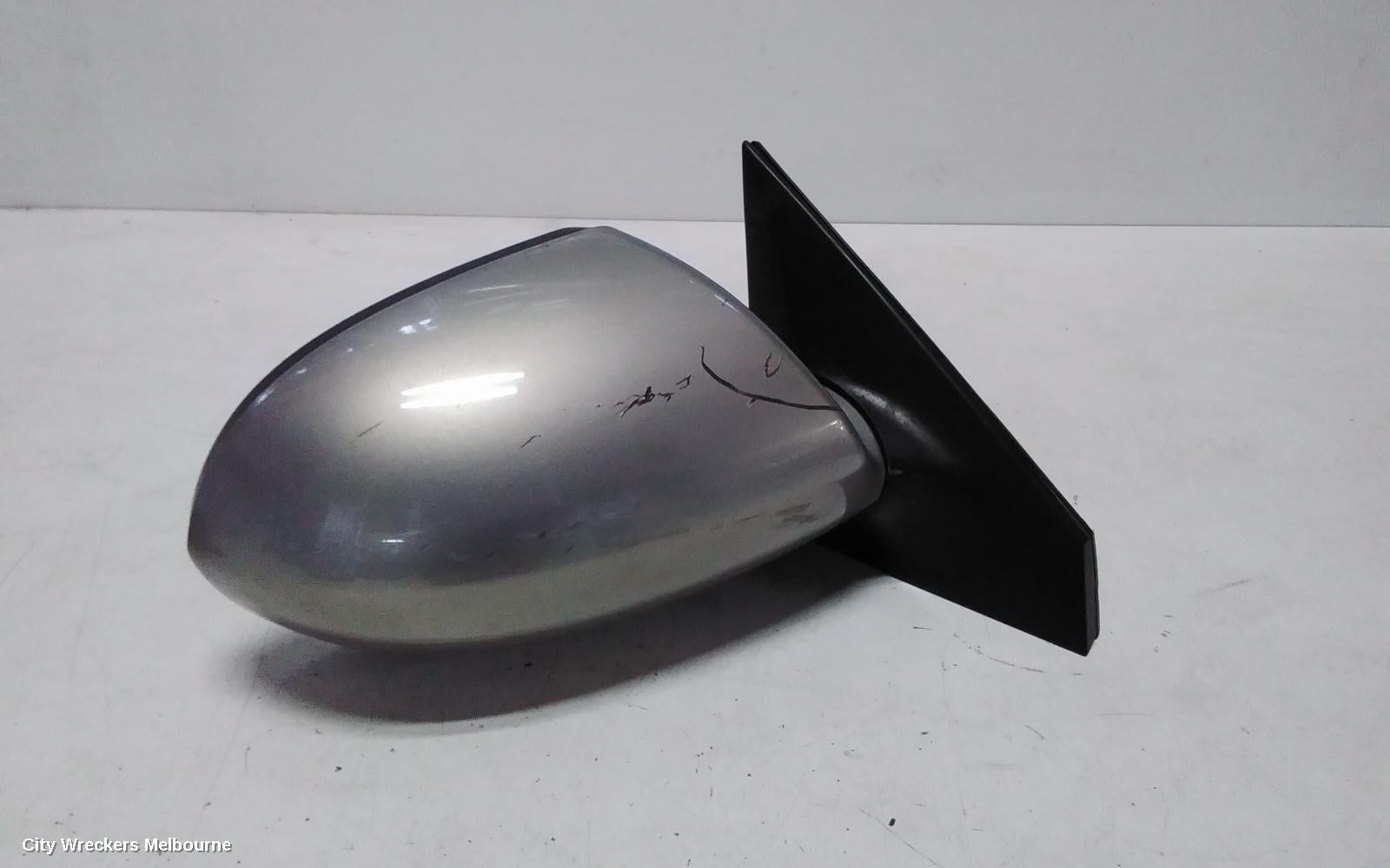 KIA SPORTAGE RIGHT DOOR MIRROR, SL, MANUAL FOLDING TYPE, 05/2010 - 05/2013 - Image 1
