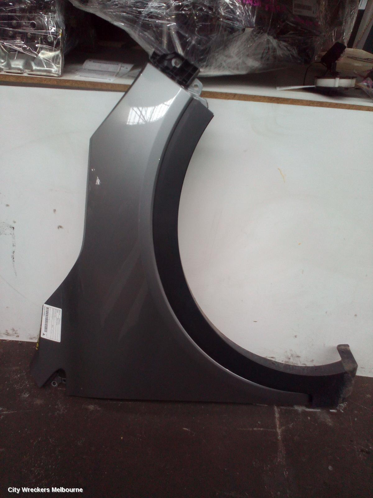 KIA SORENTO RIGHT GUARD, UM, 03/2015 - 02/2020 - Image 1