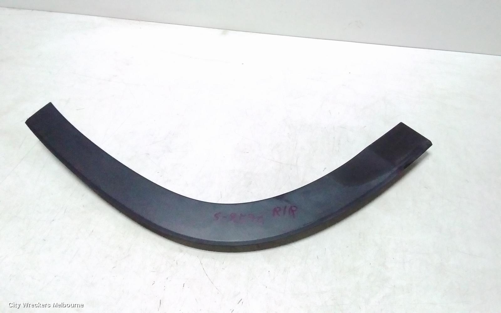 TOYOTA KLUGER WHEEL ARCH FLARE, RH REAR, DOOR ARCH MOULD, GSU50-GSU55, 12/2013 - 02/2021 - Image 2