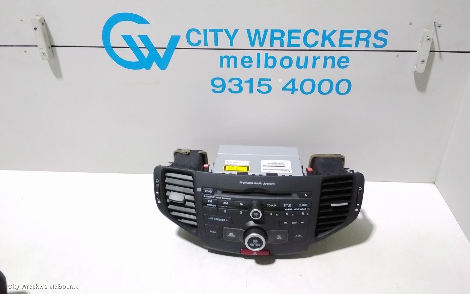 HONDA ACCORD RADIO/CD/DVD/SAT/TV, DISPLAY UNIT ONLY, NON SAT NAV TYPE, 8TH GEN, EURO (VIN JHMCU), 06/2008 - 12/2015 - Image 1