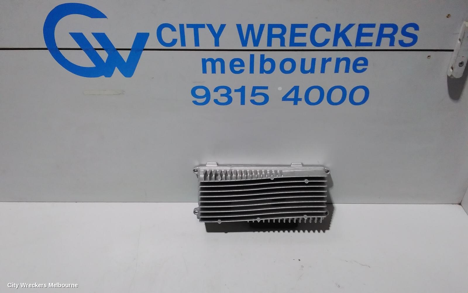 AUDI Q5 RADIO/CD/DVD/SAT/TV, AMPLIFIER, 8R, 03/2009 - 01/2017 - Image 1