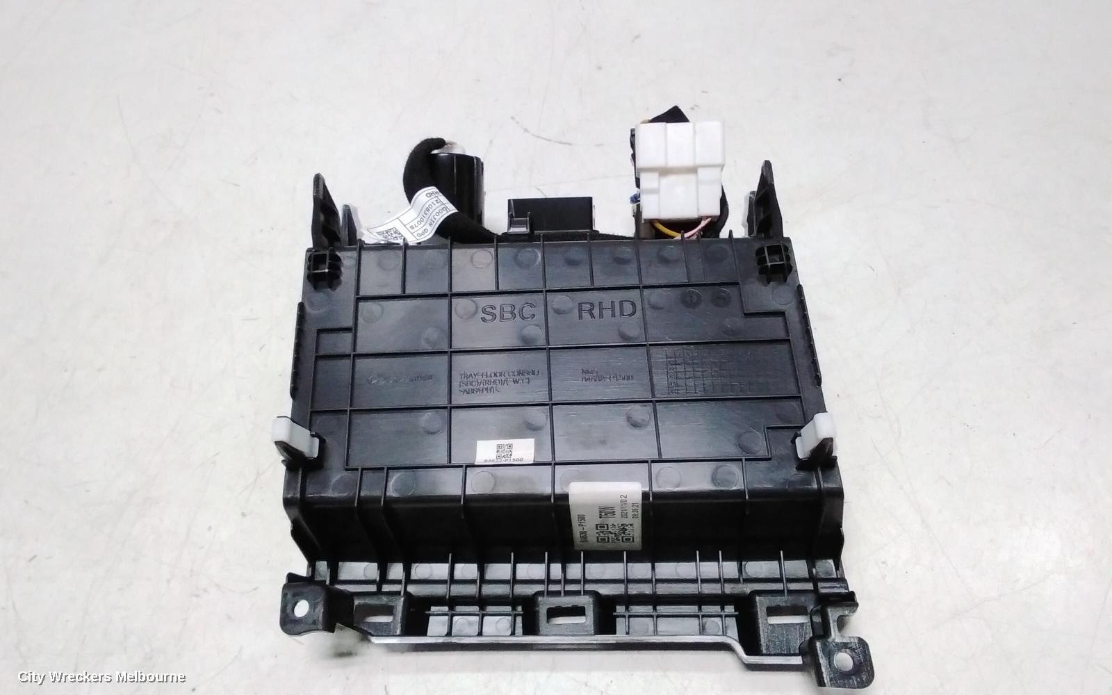KIA SPORTAGE, NQ5, 09/2021 ONWARDS, WIRELESS CHARGER POD : 118280 - Image 3