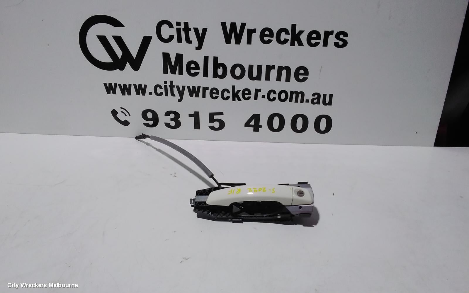 AUDI A3 DOOR HANDLE, 8V, RH FRONT, OUTER, 03/2013 - 10/2020 - Image 2