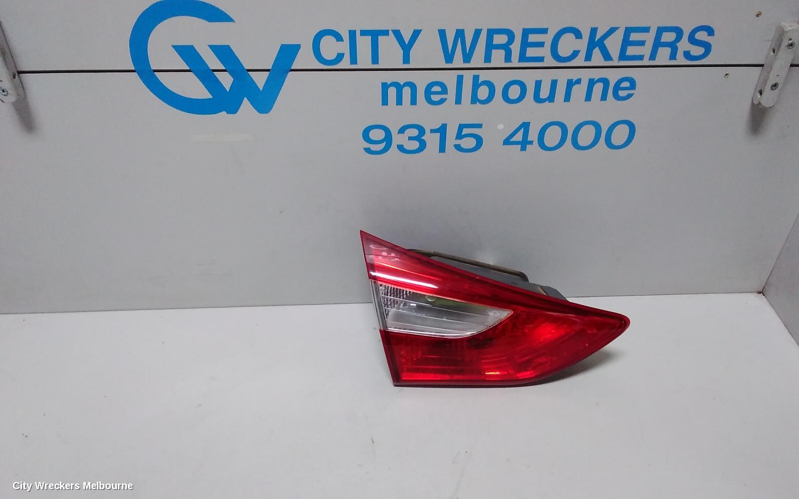 HYUNDAI I30 REAR GARNISH, TAILGATE LAMP (LH SIDE), GD, 3DR/5DR HATCH, 03/2012 - 02/2017 - Image 1