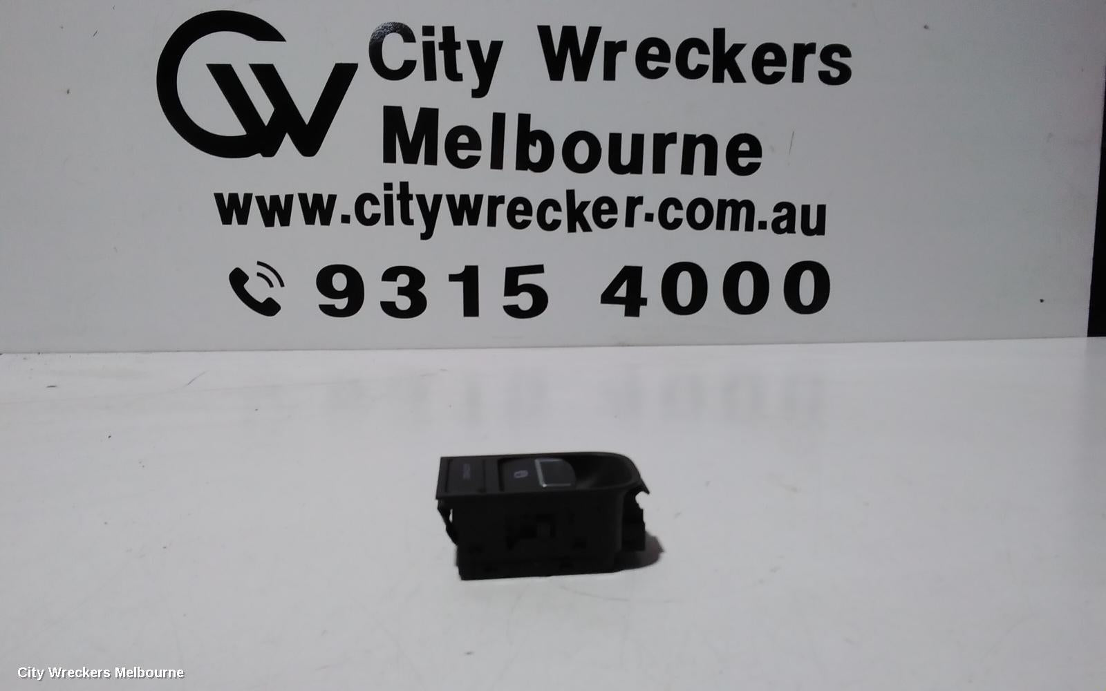VOLKSWAGEN TIGUAN HANDBRAKE LEVER, 5N 05/2008 - 09/2011 - Image 1