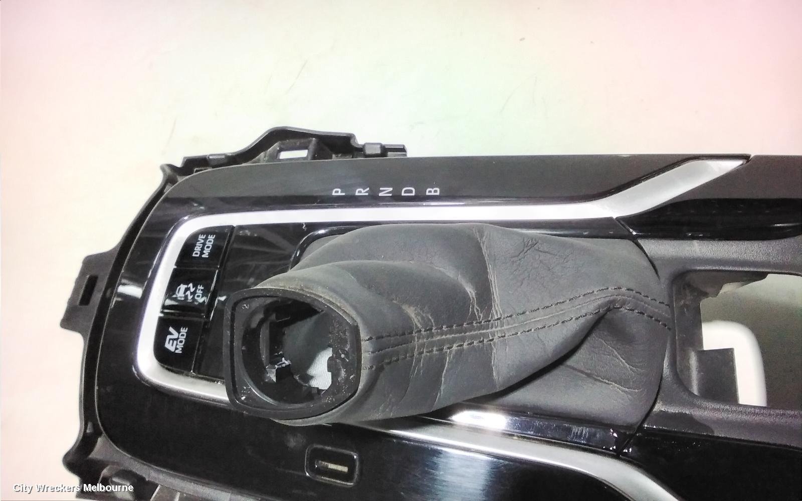 TOYOTA COROLLA GEAR STICK/SHIFTER, E210, 07/2018 ONWARDS - Image 3