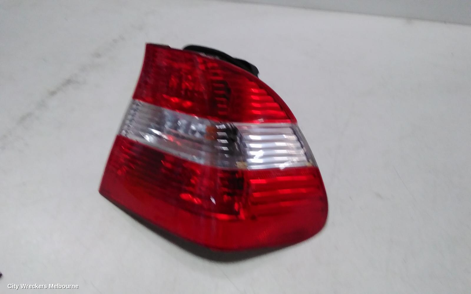 BMW 3 SERIES RIGHT TAILLIGHT, E46, SEDAN, CLEAR FLASHER TYPE, 10/2001 - 01/2005 - Image 2