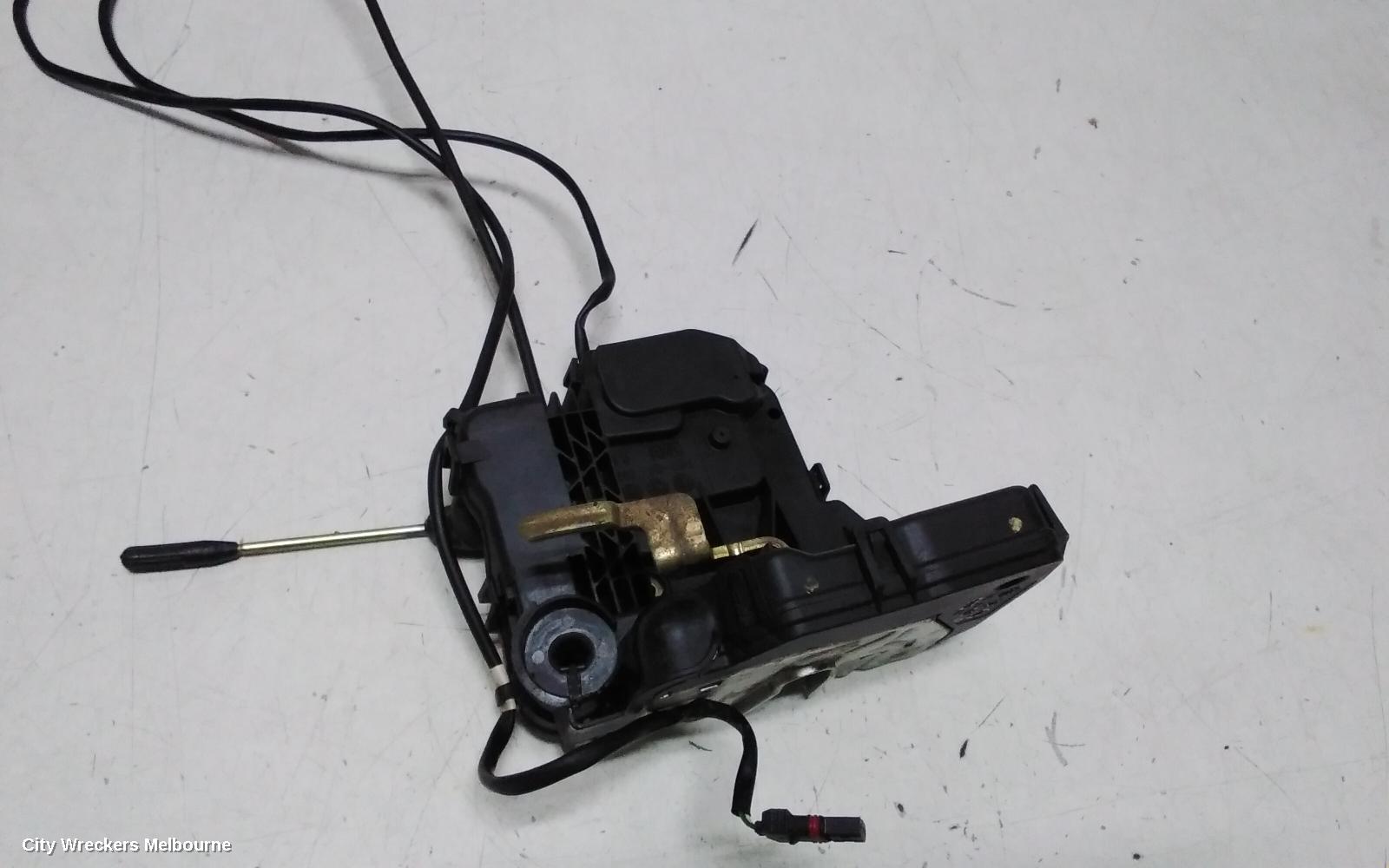 MERCEDES C CLASS DOOR/BOOT/GATE LOCK, RIGHT FRONT DOOR LOCK, W203/S203, SEDAN/WAGON, 11/2000 - 06/2007 - Image 2