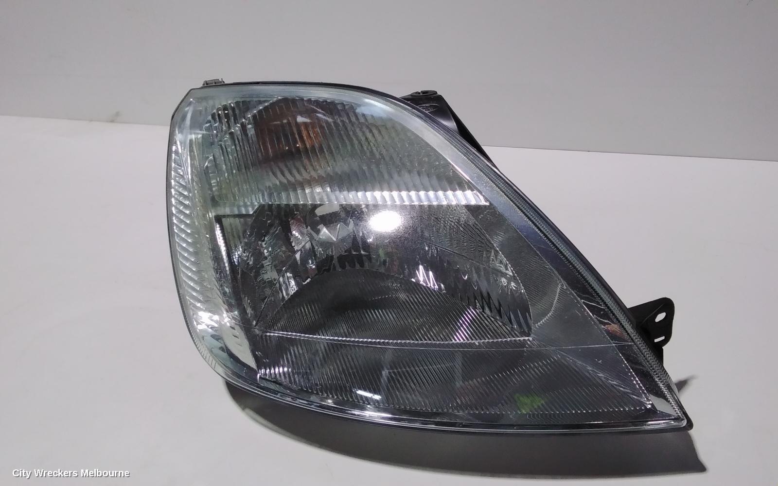 FORD FIESTA RIGHT HEADLAMP, WP 03/2004 - 10/2005 - Image 2