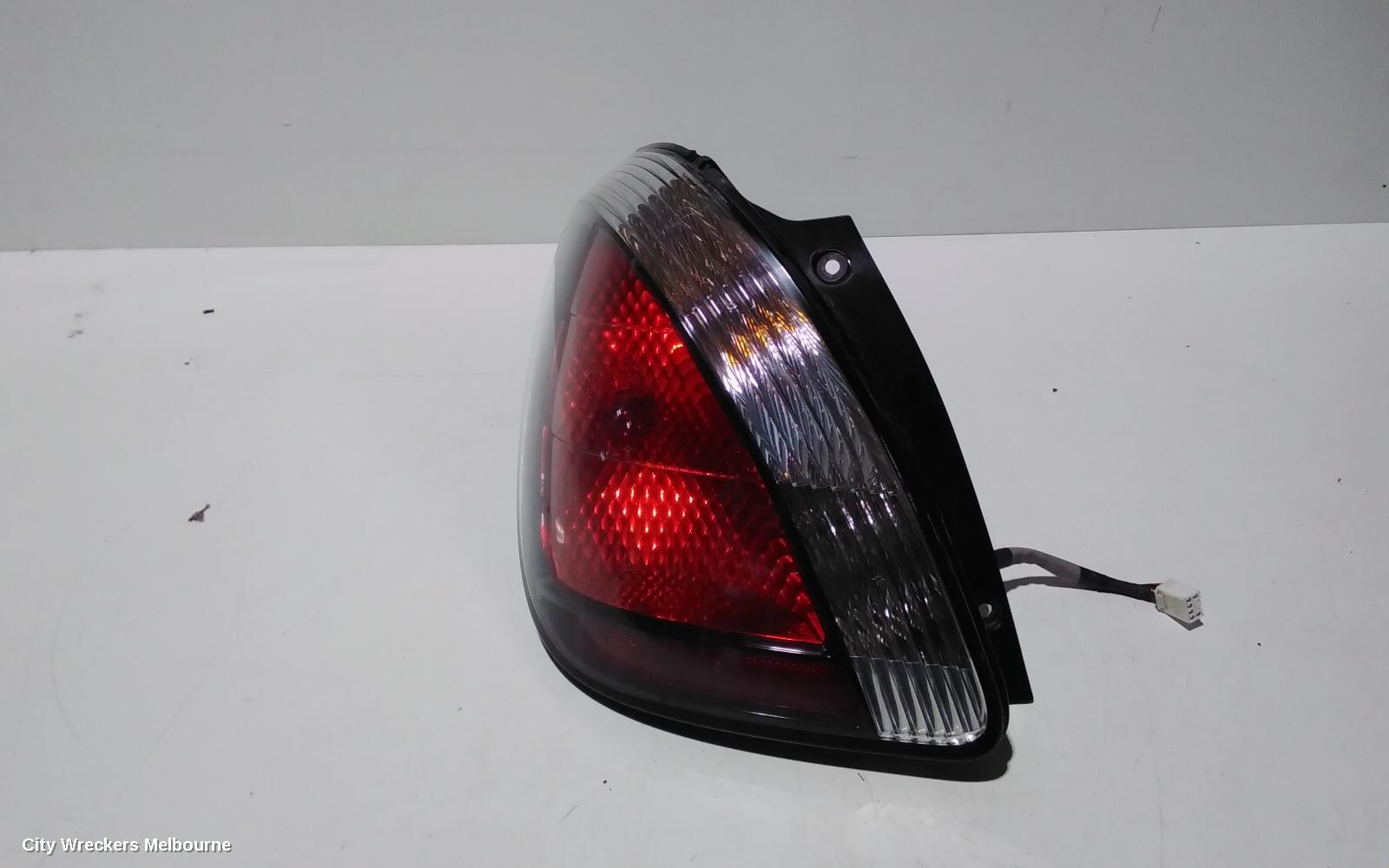 KIA RIO LEFT TAILLIGHT, IN BODY, JB, HATCH, 08/2005 - 07/2011 - Image 2