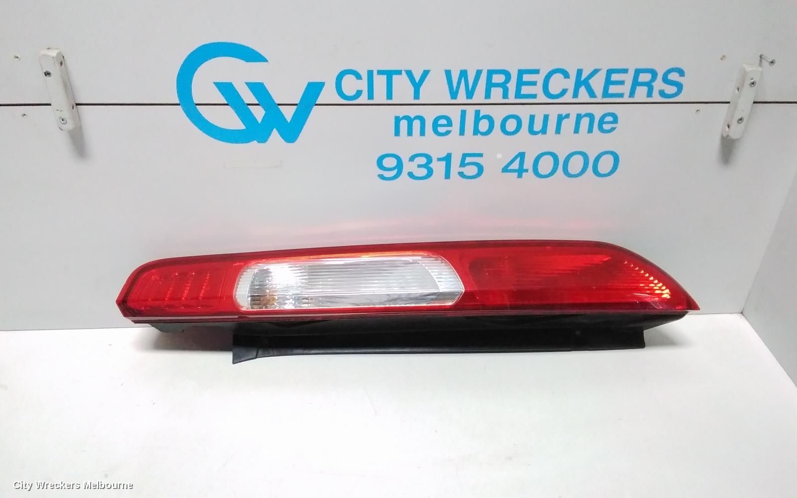 FORD FOCUS RIGHT TAILLIGHT, LT, IN BODY, HATCH, 05/2007 - 04/2009 - Image 1