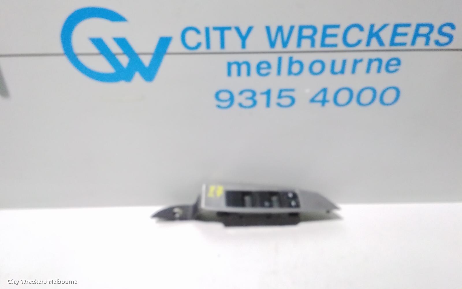 NISSAN MURANO PWR DR WIND SWITCH, RH FRONT (MASTER SWITCH), Z50, 05/2002 - 12/2008 - Image 1