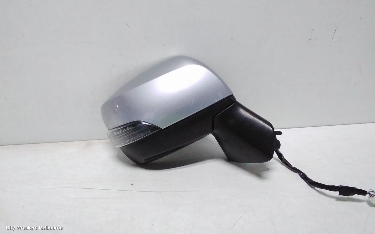 SUBARU OUTBACK RIGHT DOOR MIRROR, 6TH GEN, MANUAL FOLD, NON BLIND SPOT TYPE, 08/2014 - 02/2016 - Image 3