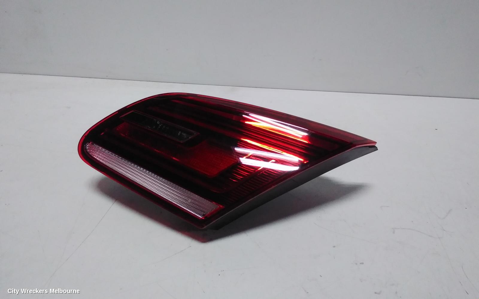 VOLKSWAGEN PASSAT REAR GARNISH, BOOTLID LAMP (RH SIDE), 3CC, SEDAN, 03/2012 - 12/2016 - Image 2