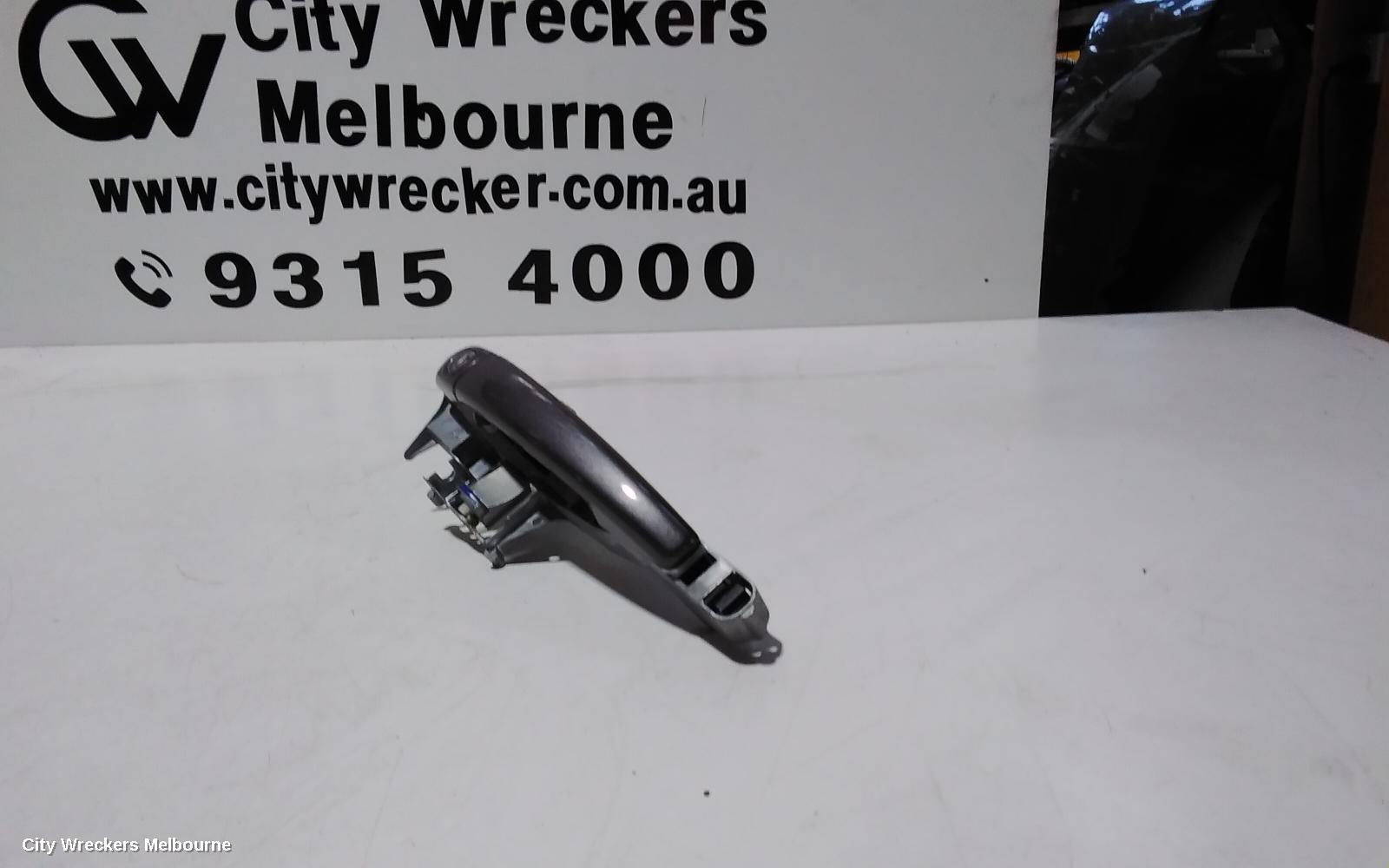 PEUGEOT 2008 DOOR HANDLE, OUTER, LH FRONT/REAR, A94, 10/2013 - 12/2018 - Image 2