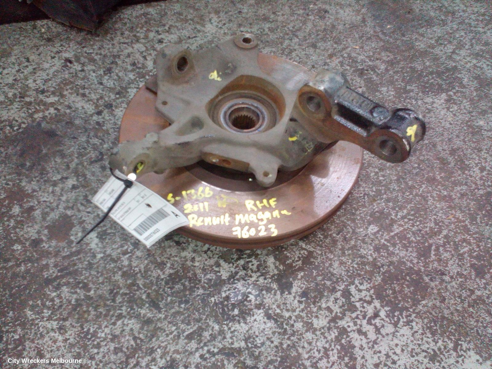 RENAULT MEGANE RIGHT FRONT HUB ASSEMBLY, X32/X95, 09/2010 - 05/2016 - Image 2