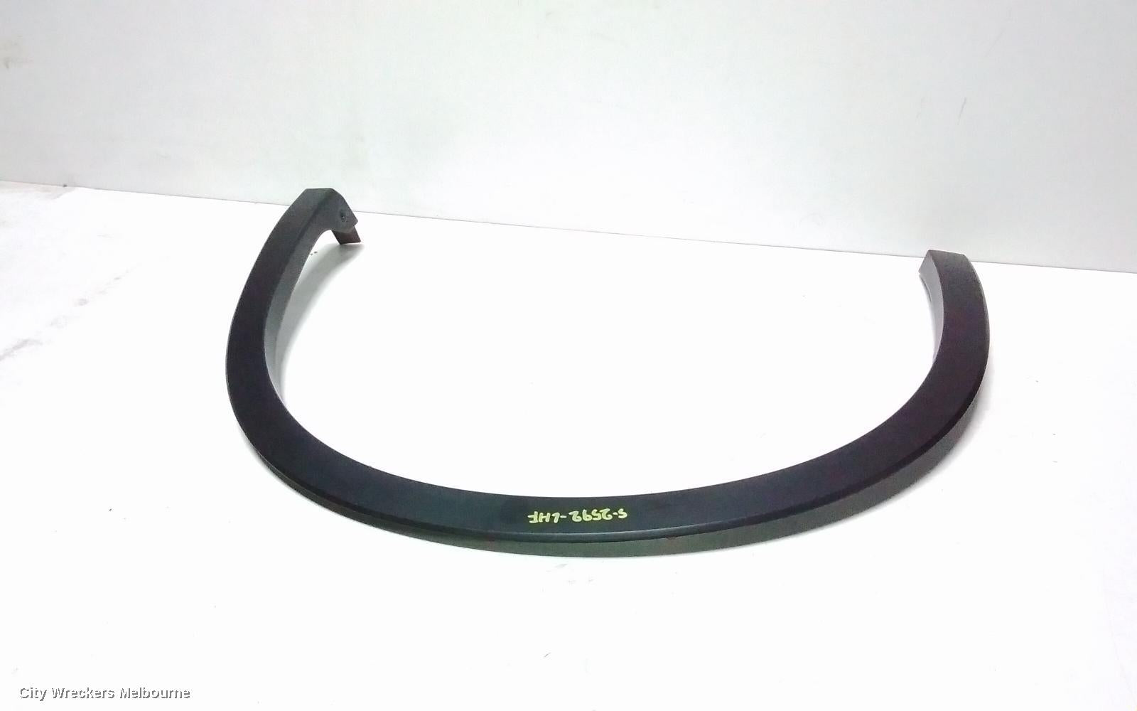 MITSUBISHI OUTLANDER WHEEL ARCH FLARE, ZM, LH FRONT, 08/2021 ONWARDS - Image 1