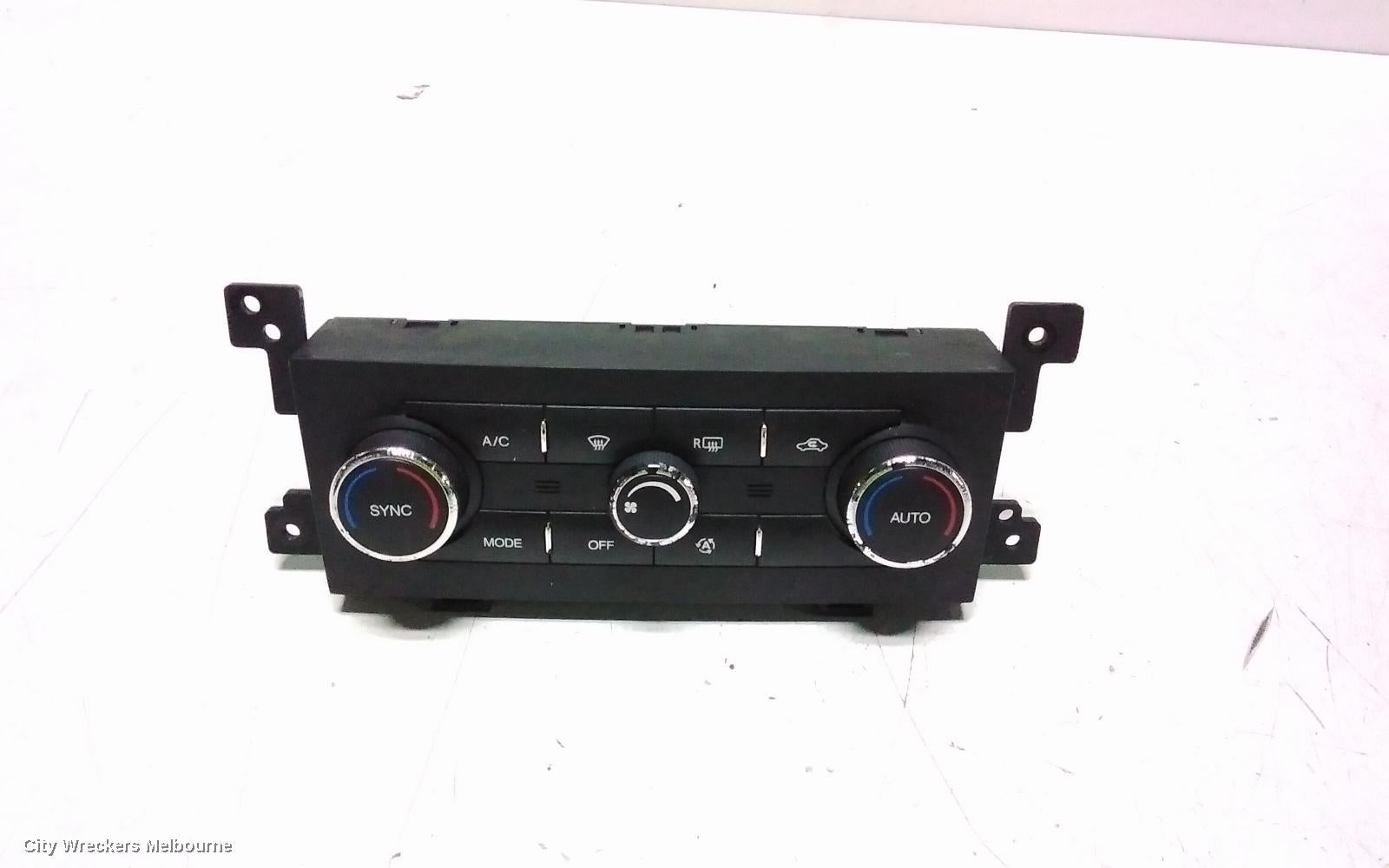HOLDEN CAPTIVA HEATER/AC CONTROLS, DUAL ZONE CLIMATE CONTROL TYPE ONLY, NON PARK ASSIST/NON REAR A/C BUTTON TYPE, CG, 12/2013 - 06/2018 - Image 2