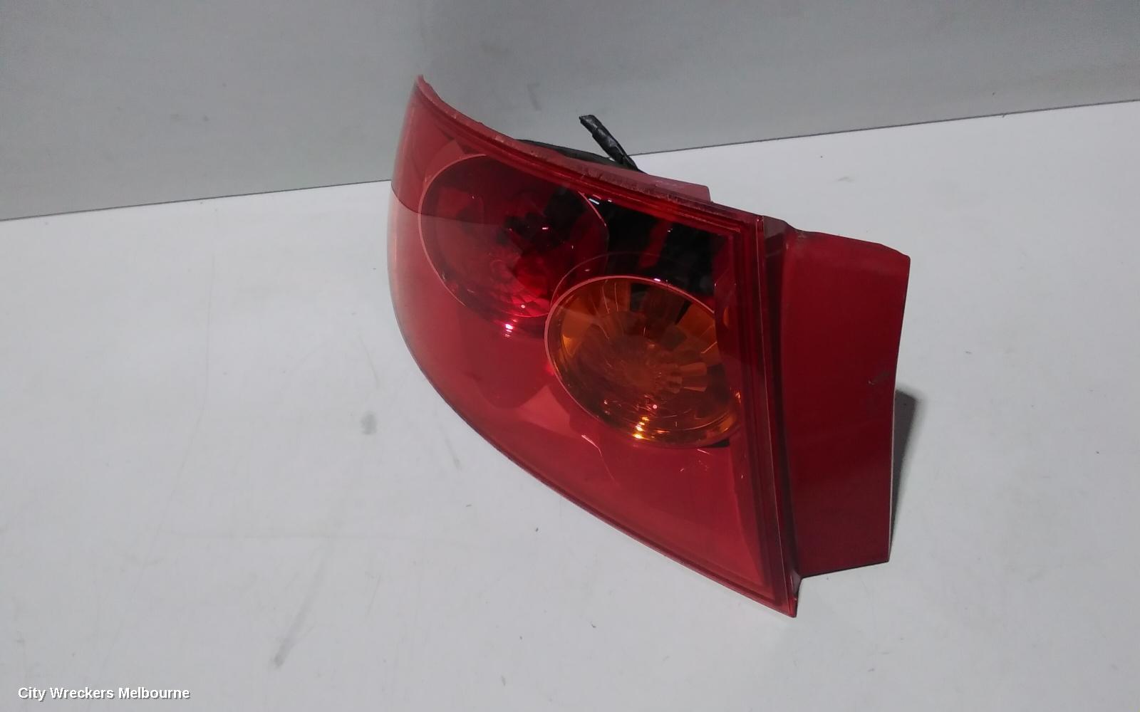 MAZDA 3 LEFT TAILLIGHT, BK, SEDAN, 2.0 ENG, 10/2003 - 06/2006 - Image 3