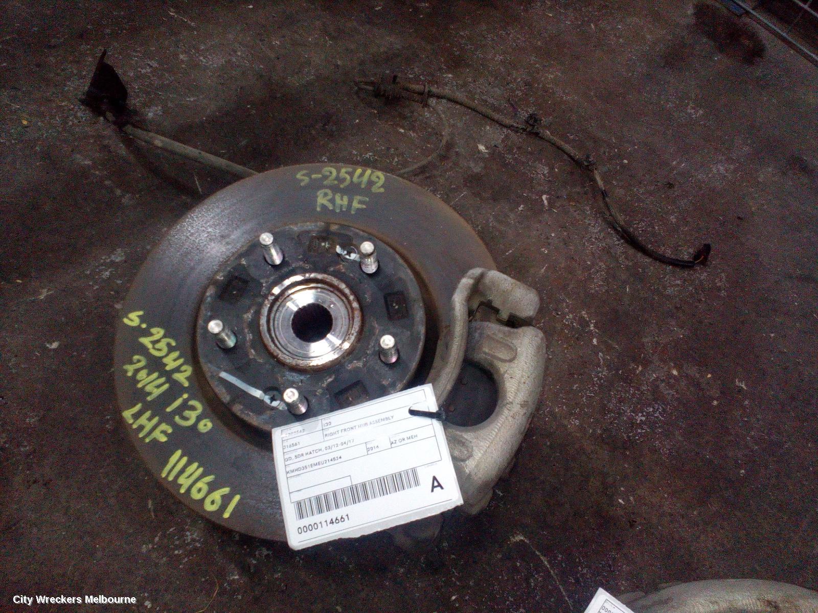 HYUNDAI I30 RIGHT FRONT HUB ASSEMBLY, GD, 5DR HATCH, 03/2012 - 04/2017 - Image 3