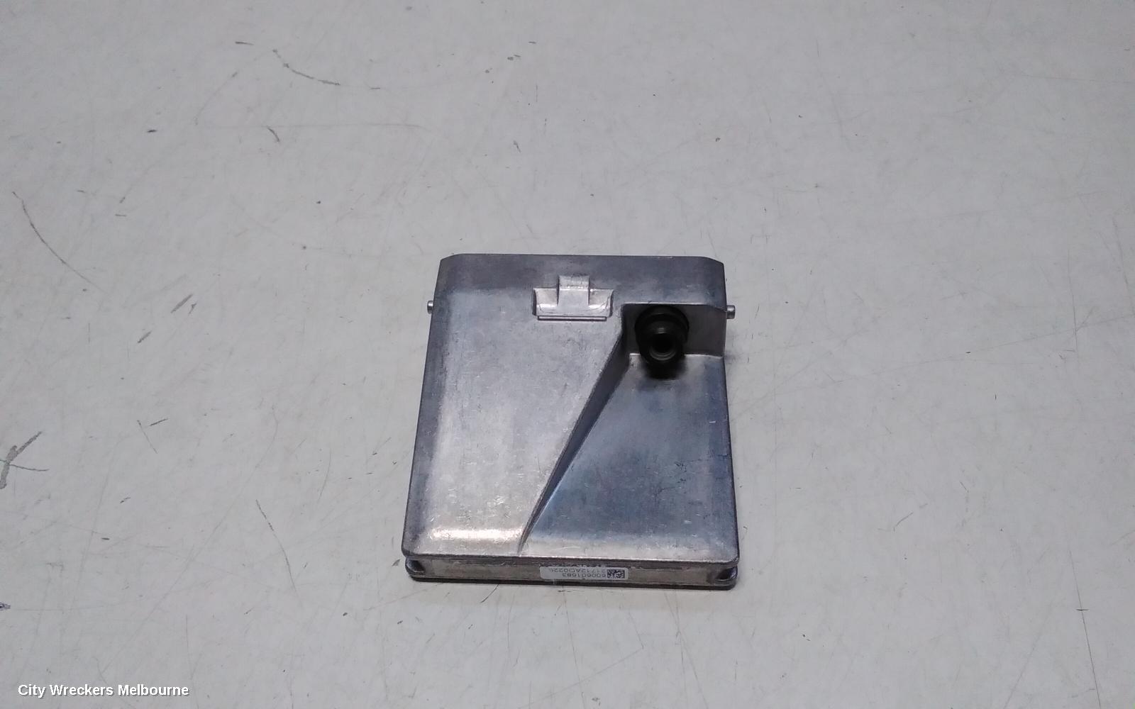 LDV DELIVER 9 REVERSE CAMERA, FRONT CAMERA (WINDSCREEN MOUNTED), 07/2020 ONWARDS - Image 1