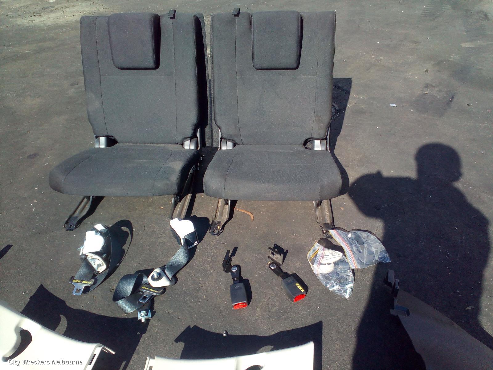 MITSUBISHI OUTLANDER 3RD SEAT, CONVERSION CLOTH, ZK-ZL, 04/2015 - Image 3