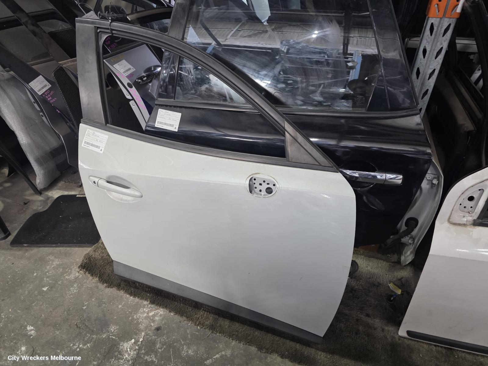 MAZDA CX3 RIGHT FRONT DOOR, DK, 03/2015 ONWARDS - Image 2