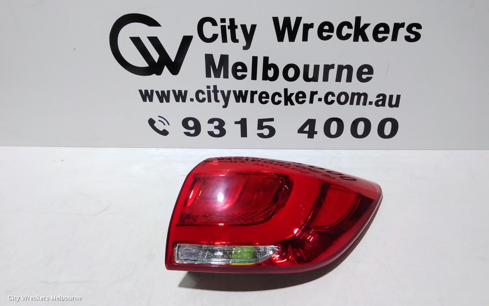 KIA SPORTAGE RIGHT TAILLIGHT, SL, IN BODY, PLATINUM, 05/2014 - 10/2015 - Image 1