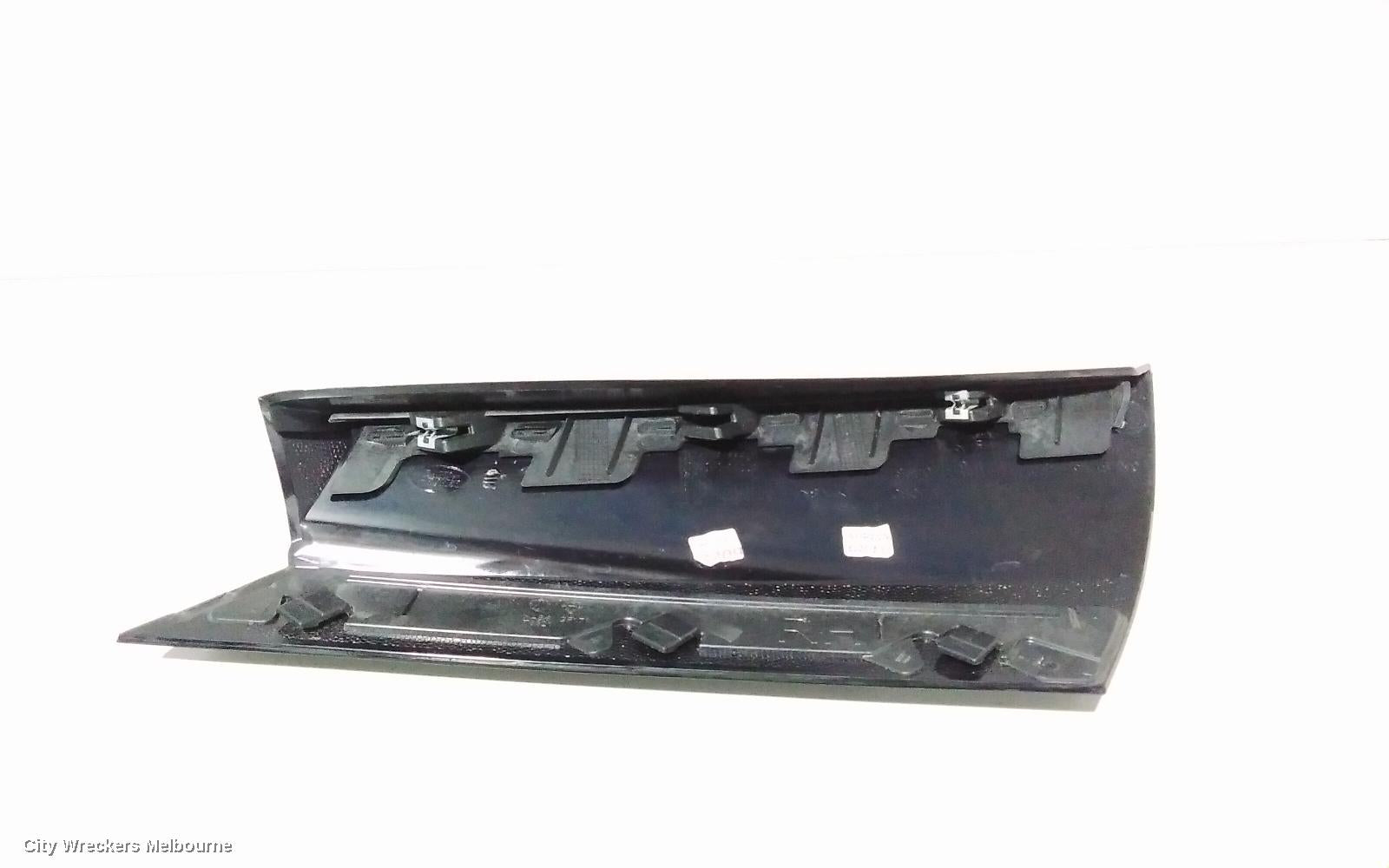 LAND ROVER DISCOVERY SPORT, L550, 01/2015 ONWARDS, RHR CORNER OUTER TRIM : 82767 - Image 2