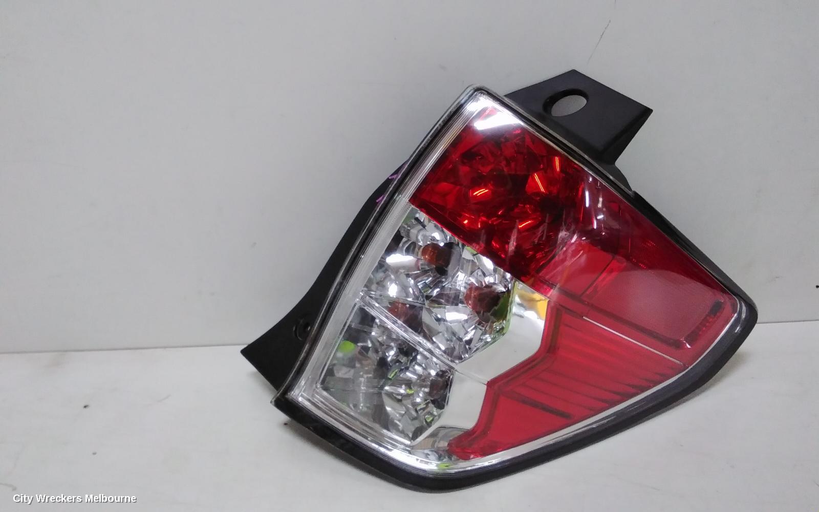 SUBARU FORESTER RIGHT TAILLIGHT, IN BODY, 02/2008 - 12/2012 - Image 2