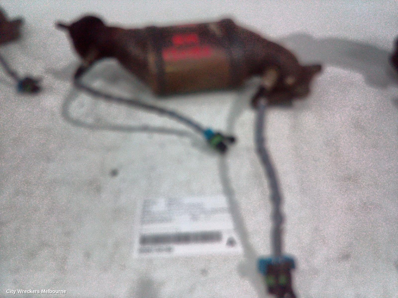 HOLDEN CAPTIVA CATALYTIC CONVERTER, MANIFOLD-CAT TYPE, 3.0, LF1/LFW, PETROL, RADIATOR SIDE (LH SIDE), CG, 01/2011 - 06/2018 - Image 1