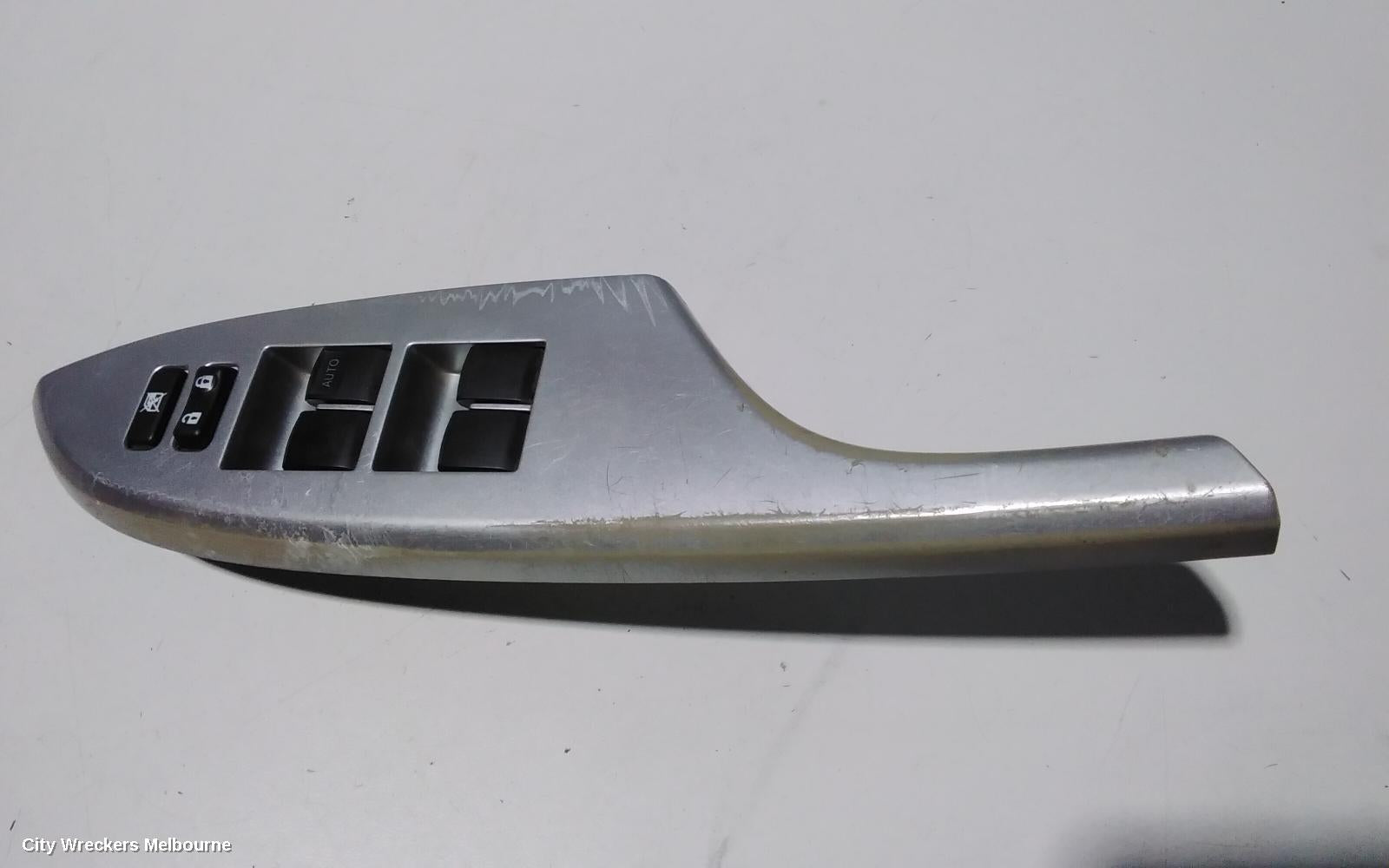 TOYOTA COROLLA PWR DR WIND SWITCH, RH FRONT (MASTER SWITCH), 4 DOOR TYPE, ZRE152, 03/2007 - 09/2012 - Image 2