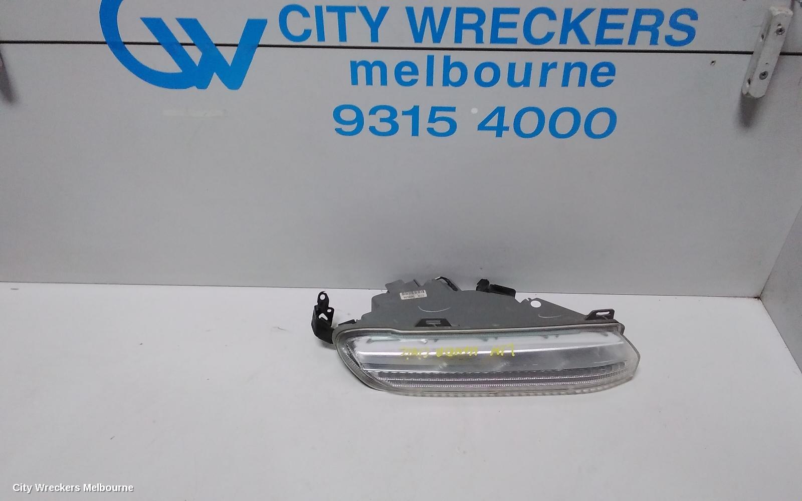 HONDA CIVIC LEFT INDICATOR/FOG/SIDE, DAYTIME RUNNING LAMP, 9TH GEN, HATCH (VIN SHHFK), 06/2012 - 03/2015 - Image 1