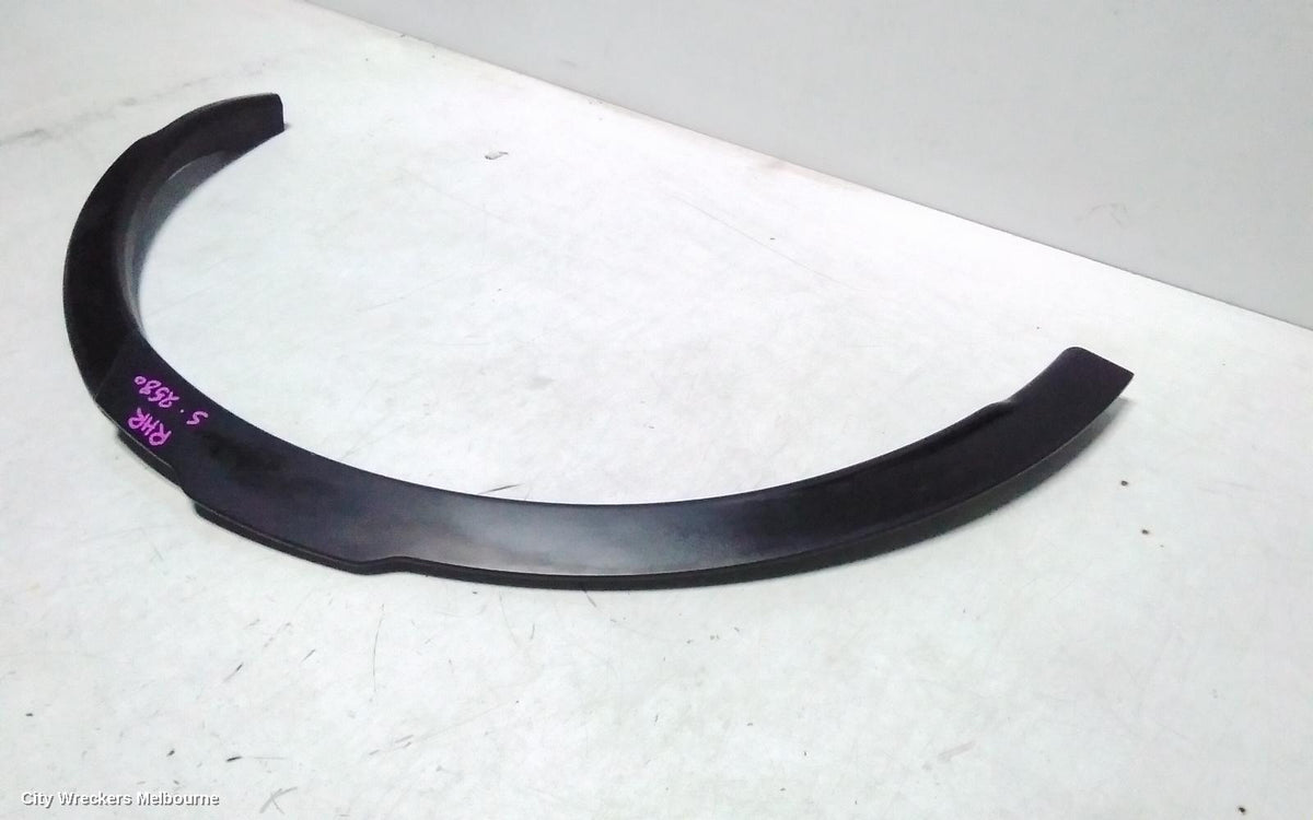 LAND ROVER DISCOVERY SPORT WHEEL ARCH FLARE, L550, RH REAR, BLACK, 01/2015 ONWARDS - Image 3