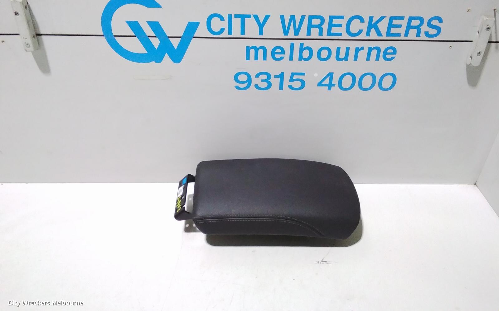NISSAN QASHQAI CONSOLE, J11, 06/2014 - 07/2021 - Image 1