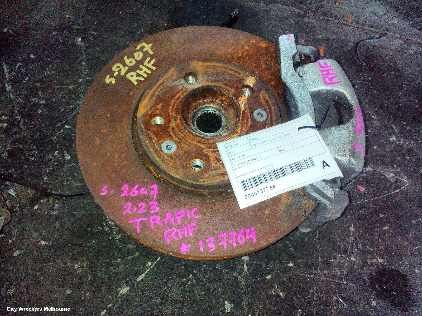 RENAULT TRAFIC RIGHT FRONT HUB ASSEMBLY, X82, 01/2015 ONWARDS - Image 1